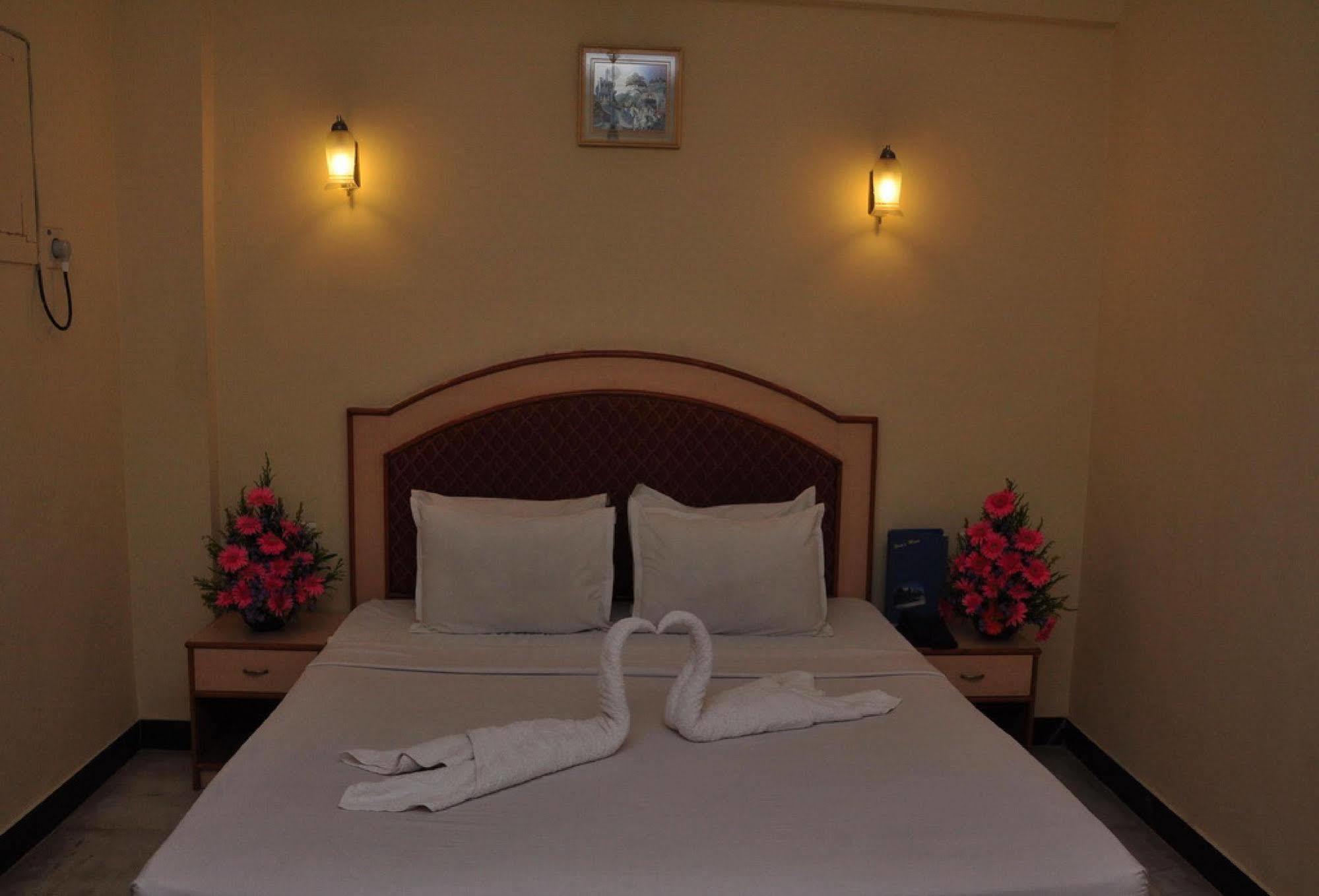 Mount Heera Hotel Chennai Ngoại thất bức ảnh